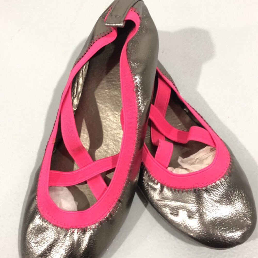 Silver Flats with Hot Pink Ribbon